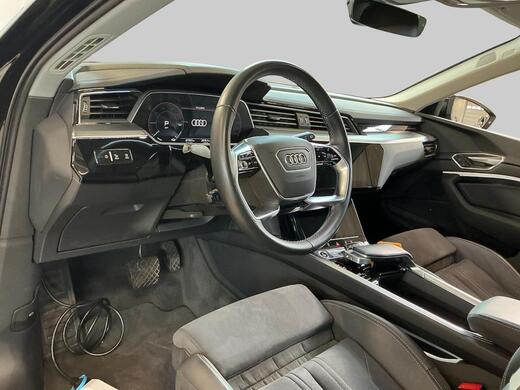 Audi Q8 e-tron vaihtoauto