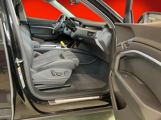 Audi Q8 e-tron vaihtoauto