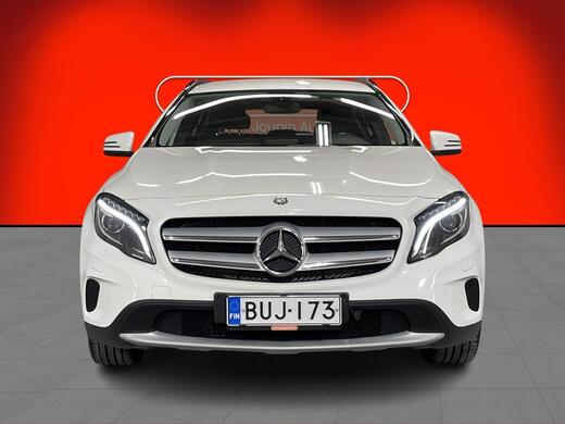 Mercedes-Benz GLA vaihtoauto