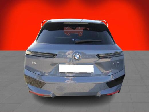 BMW iX vaihtoauto