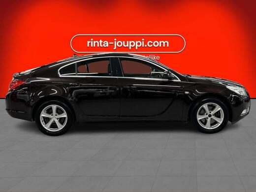 Opel Insignia vaihtoauto