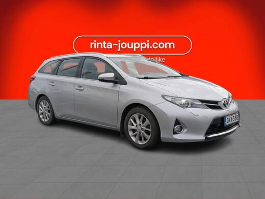Toyota Auris vaihtoauto