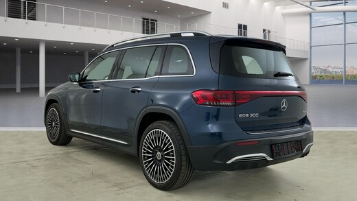 Mercedes-Benz EQB vaihtoauto