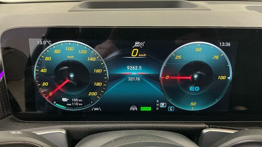 Mercedes-Benz EQB vaihtoauto