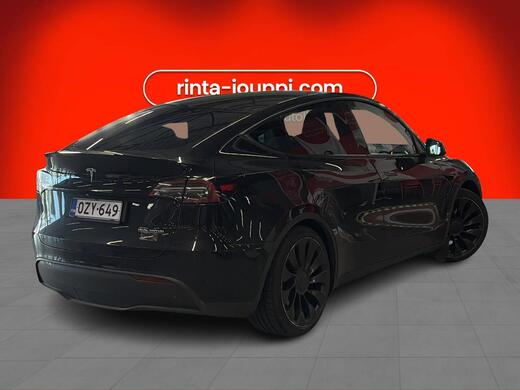 Tesla Model Y vaihtoauto