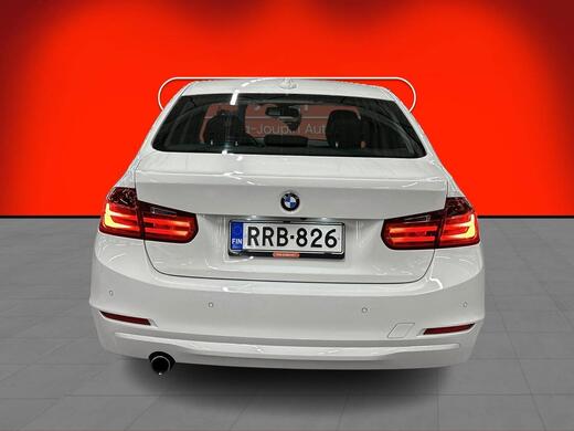 BMW 320 vaihtoauto