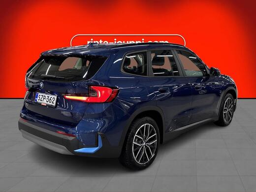 BMW iX1 vaihtoauto