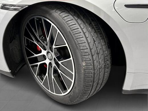Porsche Taycan vaihtoauto