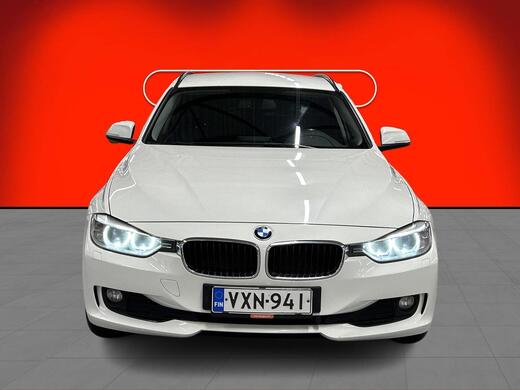 BMW 320 vaihtoauto