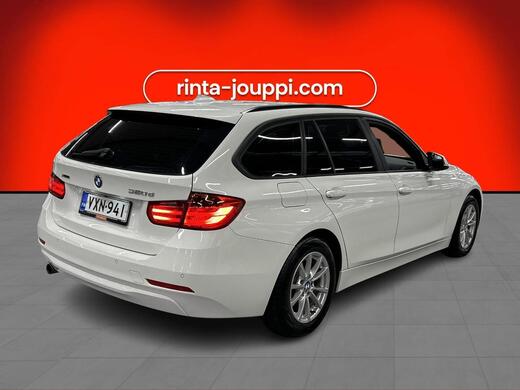 BMW 320 vaihtoauto