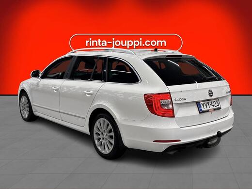 Skoda Superb vaihtoauto