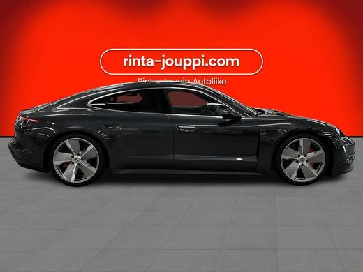 Porsche Taycan vaihtoauto
