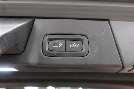 Volvo V90 Cross Country vaihtoauto