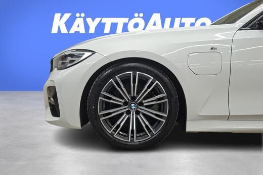 BMW 320 vaihtoauto
