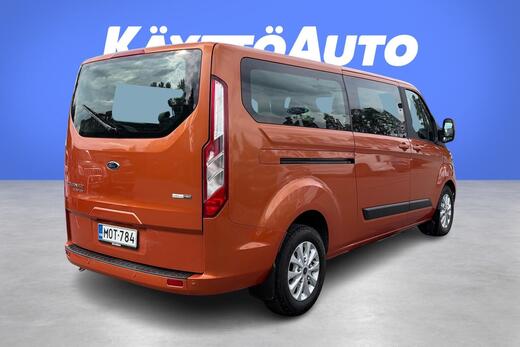 Ford Tourneo Custom vaihtoauto