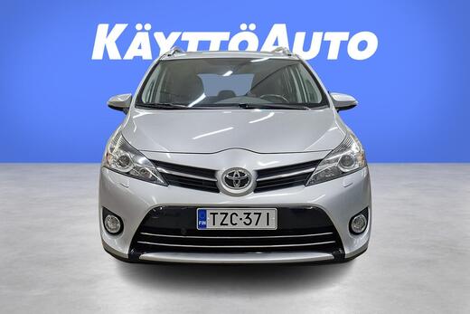 Toyota Verso vaihtoauto