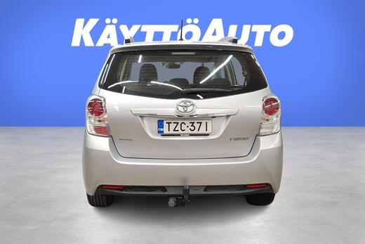 Toyota Verso vaihtoauto