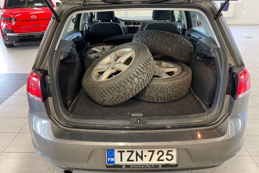 Volkswagen Golf vaihtoauto