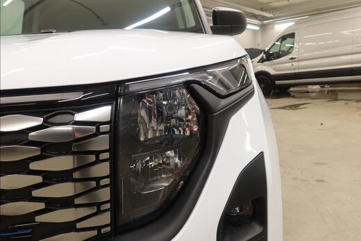 Ford Transit Courier vaihtoauto