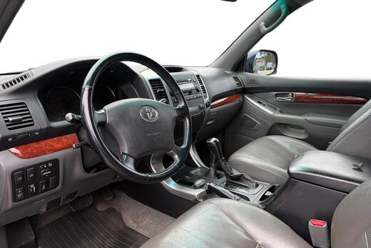 Toyota Land Cruiser vaihtoauto