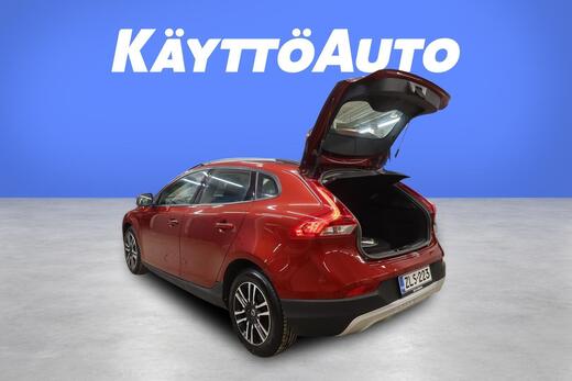 Volvo V40 Cross Country vaihtoauto
