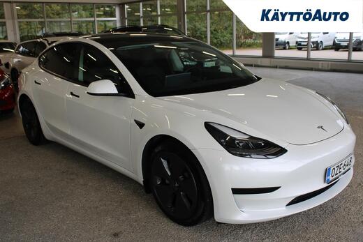 Tesla Model 3 vaihtoauto