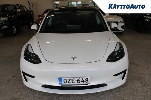 Tesla Model 3 vaihtoauto