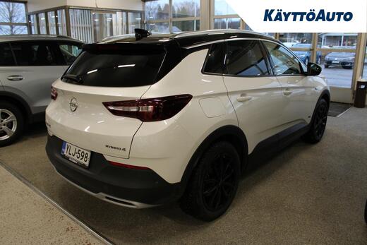 Opel Grandland X vaihtoauto