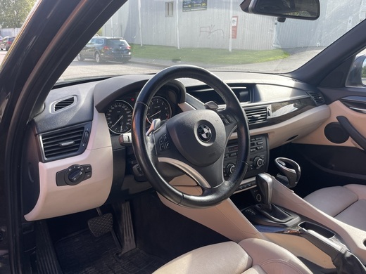 BMW X1 vaihtoauto