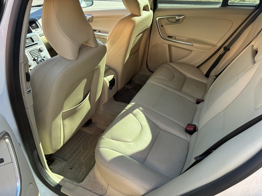 Volvo V60 Cross Country vaihtoauto