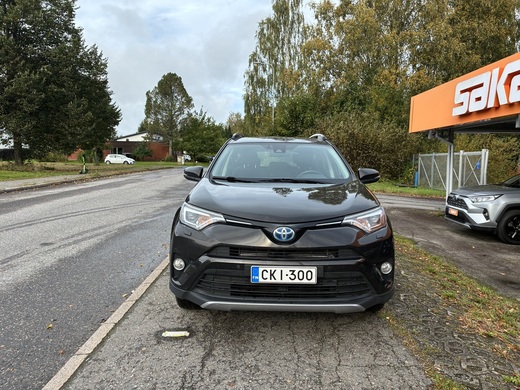 Toyota RAV4 vaihtoauto