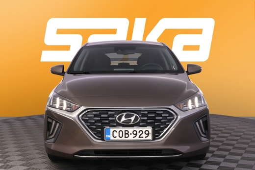 Hyundai IONIQ hybrid vaihtoauto
