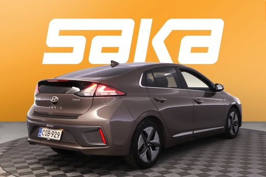 Hyundai IONIQ hybrid vaihtoauto