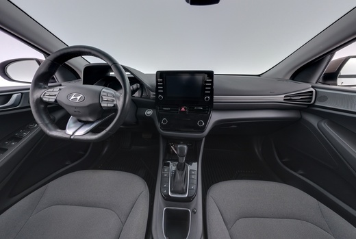 Hyundai IONIQ hybrid vaihtoauto
