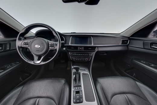 Kia Optima vaihtoauto