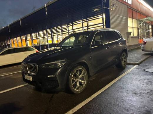 BMW X5 vaihtoauto