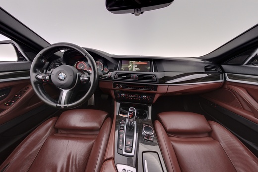 BMW M550d vaihtoauto