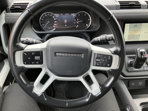 Land Rover Defender vaihtoauto