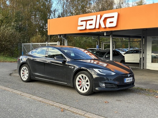 Tesla Model S vaihtoauto