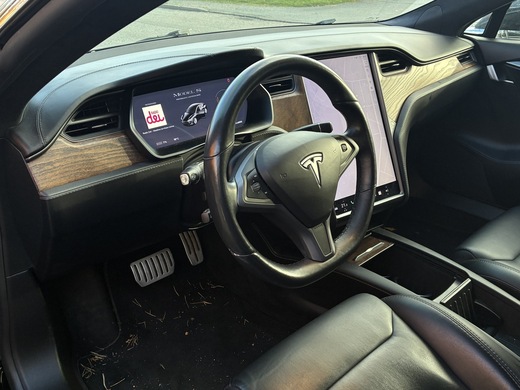 Tesla Model S vaihtoauto
