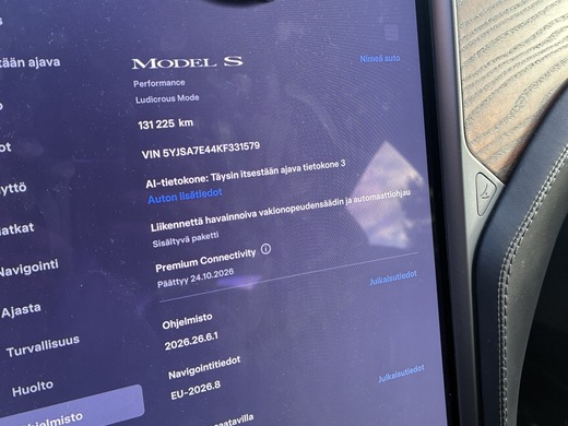 Tesla Model S vaihtoauto
