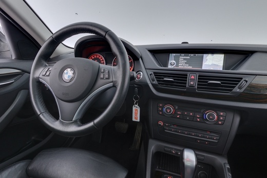 BMW X1 vaihtoauto
