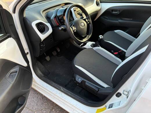 Toyota AYGO vaihtoauto