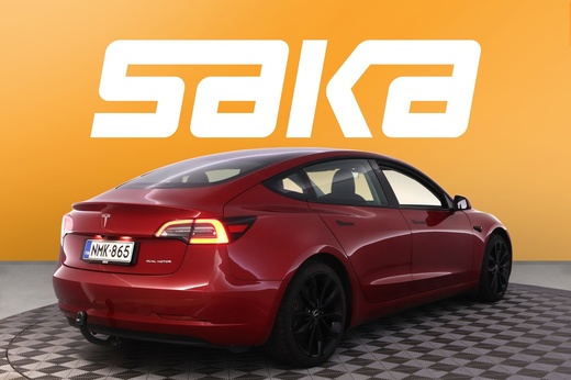 Tesla Model 3 vaihtoauto