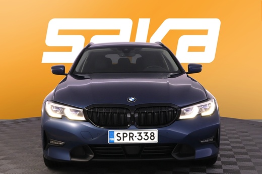 BMW 330 vaihtoauto