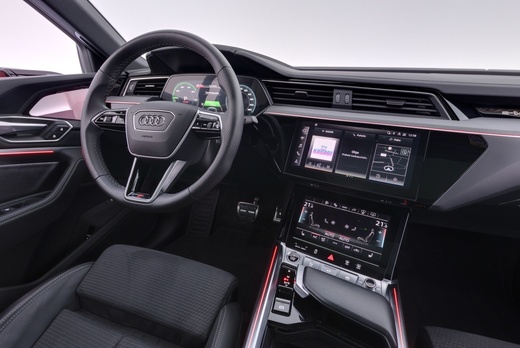 Audi Q8 e-tron vaihtoauto