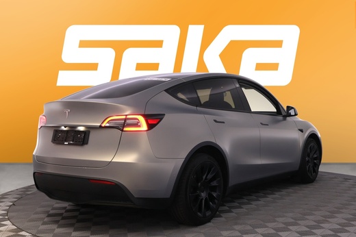 Tesla Model Y vaihtoauto