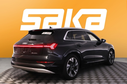 Audi e-tron vaihtoauto