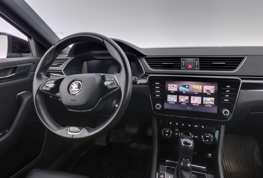 Skoda Superb vaihtoauto