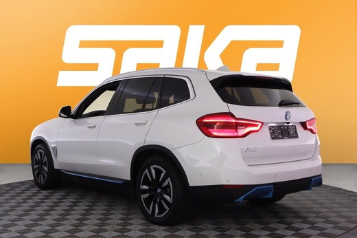 BMW iX3 vaihtoauto